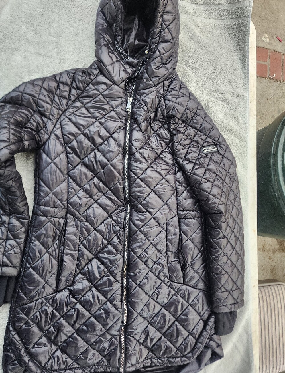 BCBGmaxazria Quilted Jacket Sz. Medium